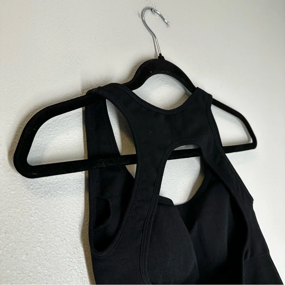 NVGTN Eclipse Sports Bra Black Seamless Cutout Open Back Size XS Women’s - Picture 9 of 10